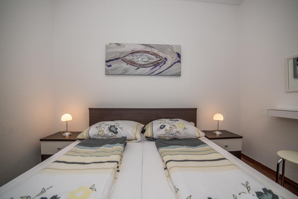 Apartments Kati 오미스 외부 사진